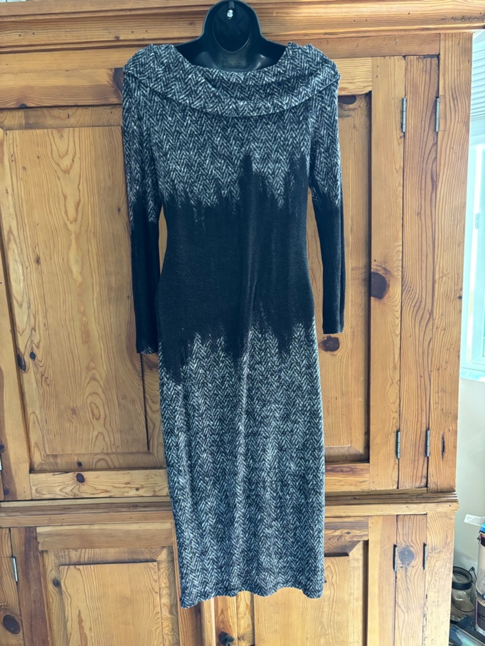 Isabel de Pedro Spain gradient print open cowl neck sweater dress  Sz Sm 40 6 - Picture 4 of 9